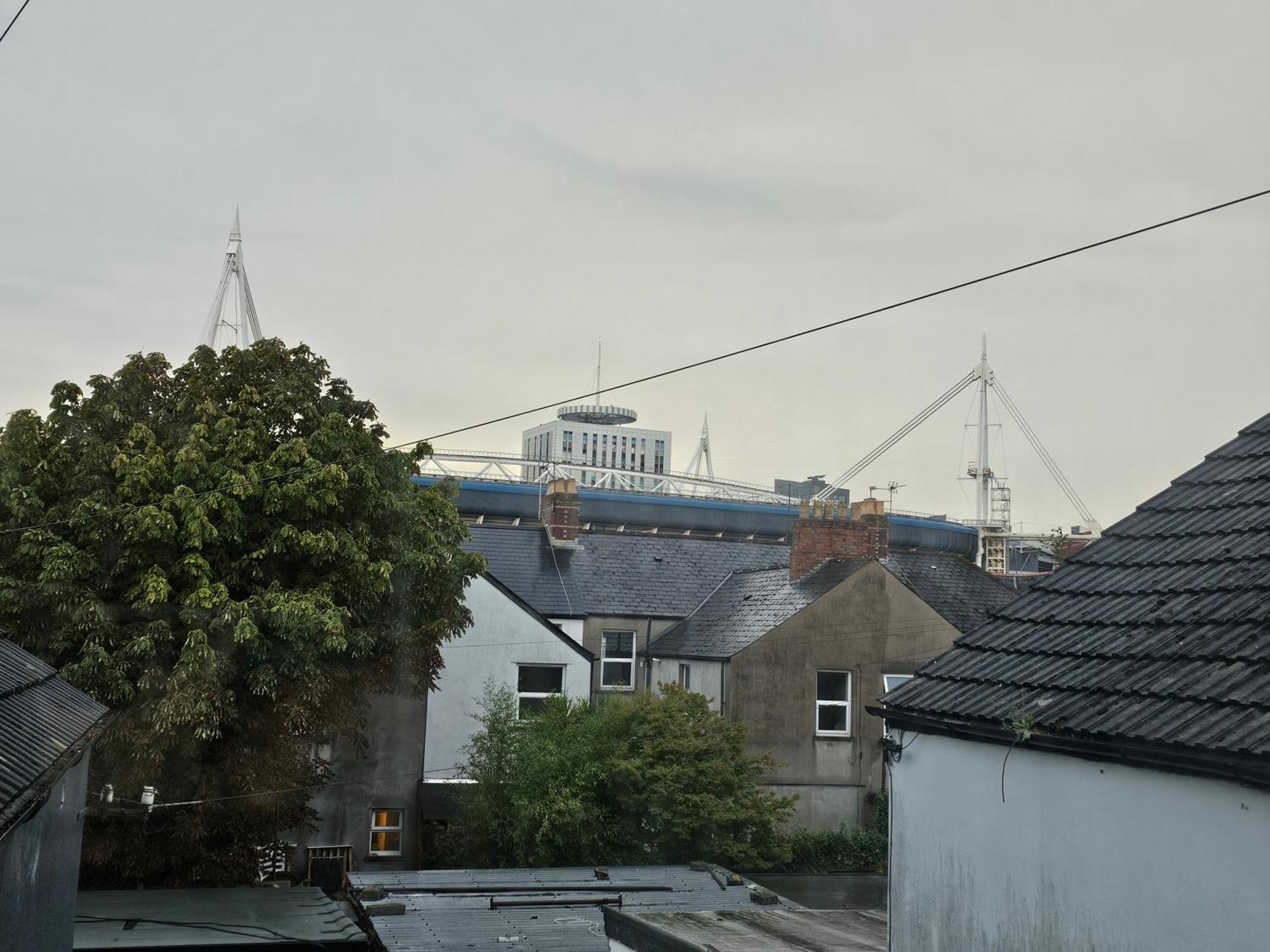 Millennium Stadium Window View! Кардиф Екстериор снимка